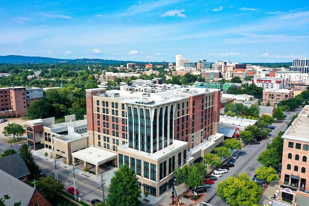 Homewood Suites By Hilton Greenville Downtown Extérieur photo